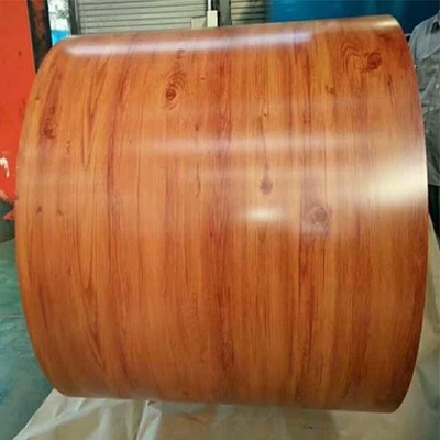 Γαλβανισμένη σπείρα 750mm χάλυβα 0.4mm PPGL για το φύλλο υλικού κατασκευής σκεπής που προβερνικώνεται